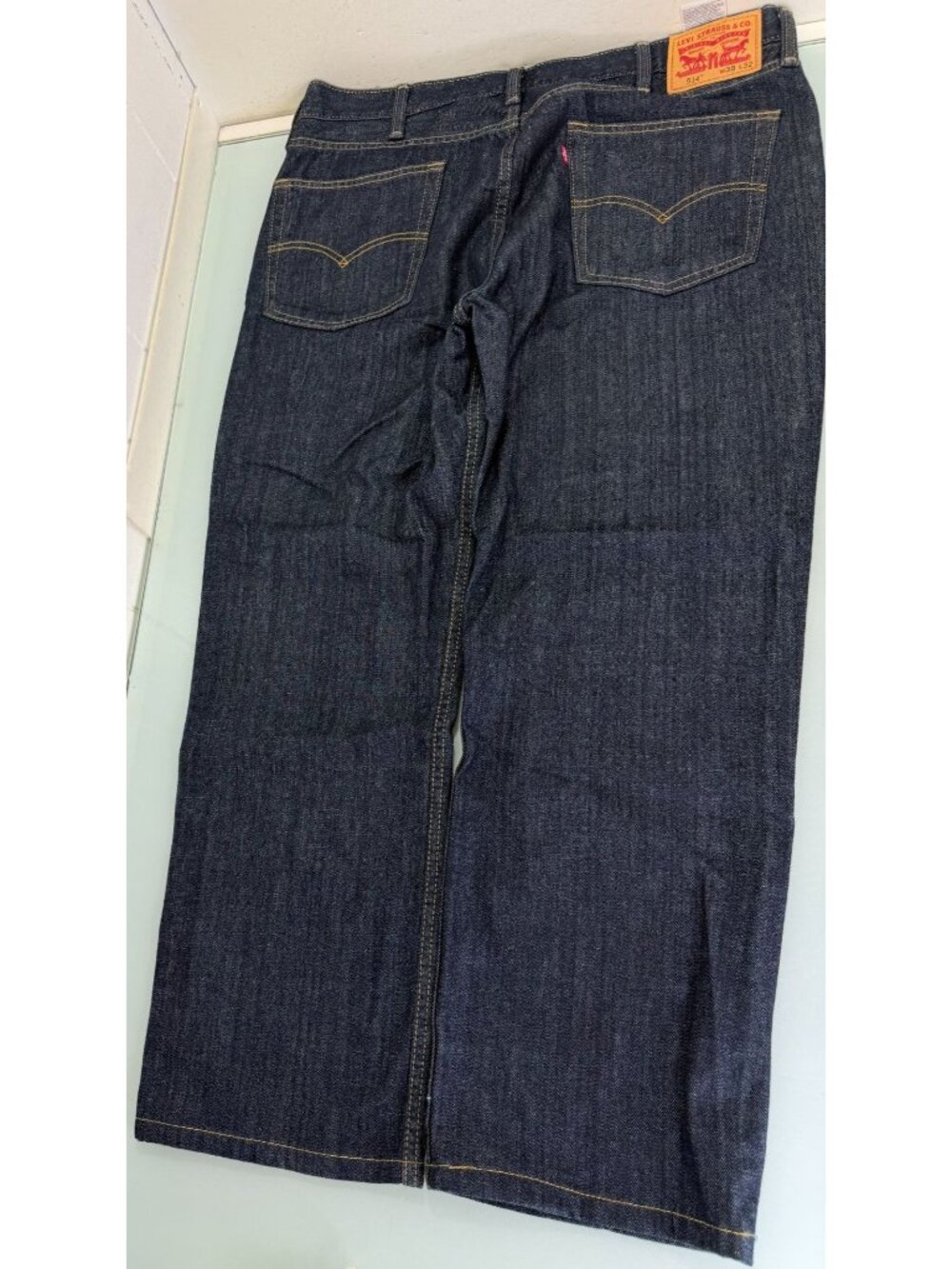 Levis 514 Jeans Mens 38X32 Dark Raw Denim Straight Leg Blue Zip Fly Streetwear